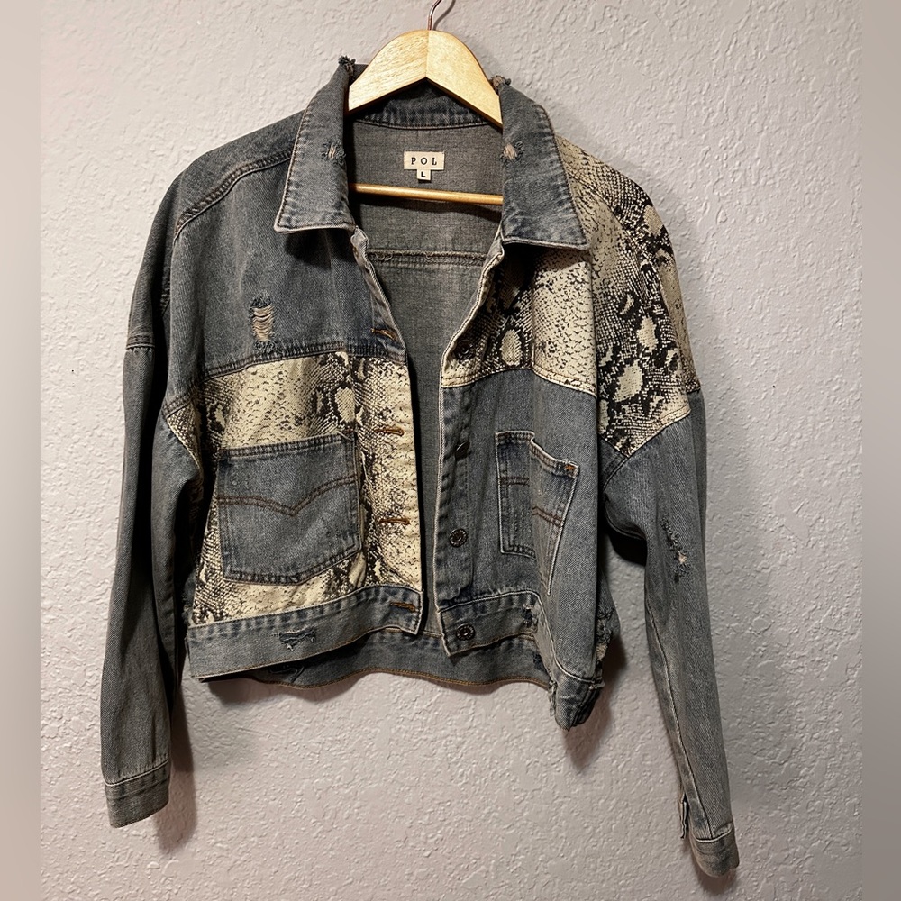 POL Oversized Distressed Jean Jacket (size L)
